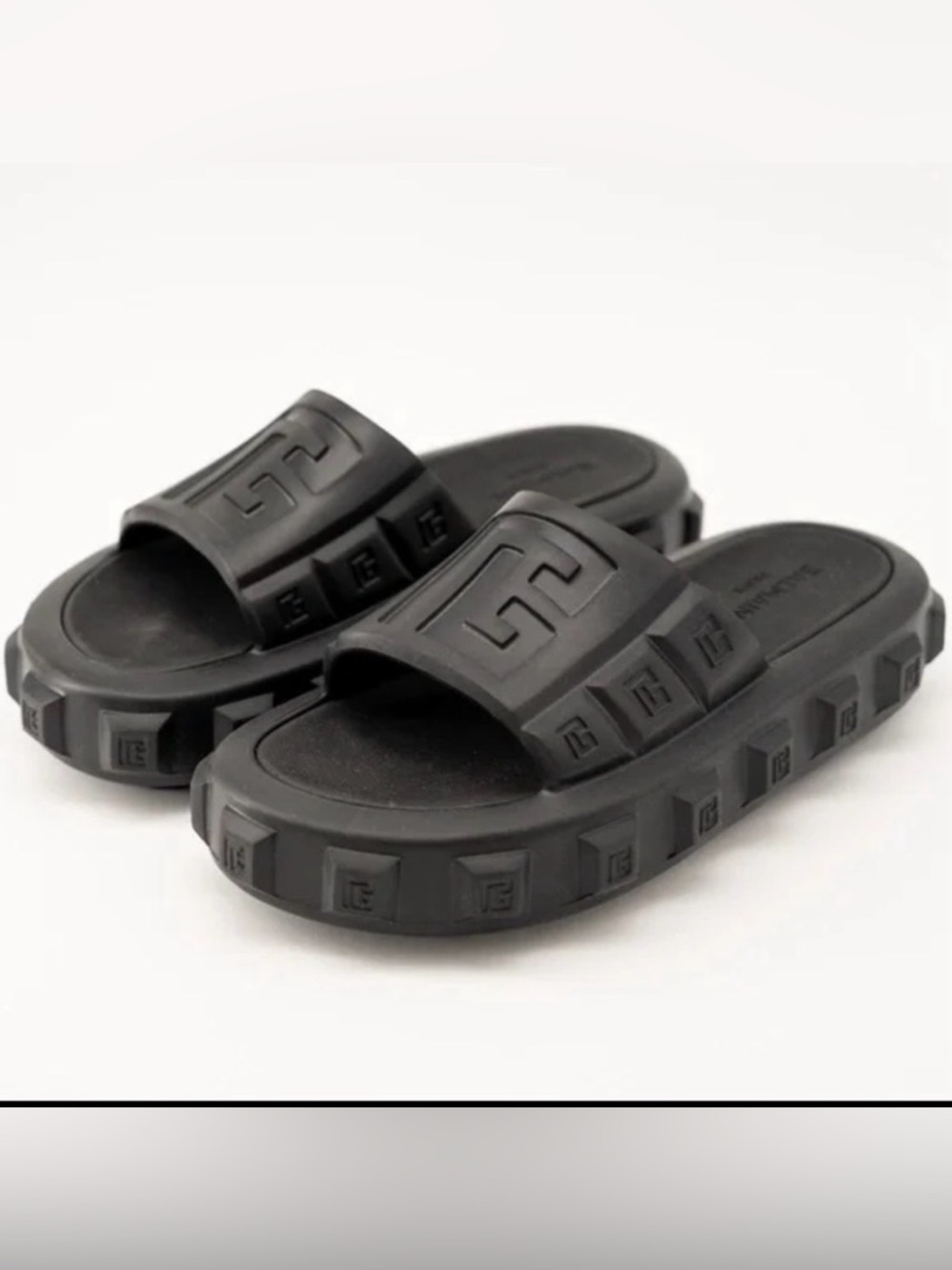 BNWT Balmain Ari Slides!